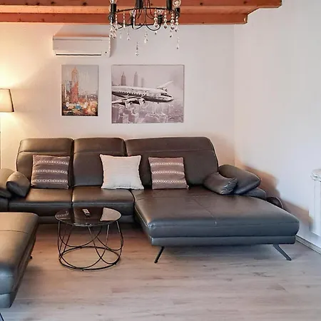Gorgeous In Holiday home *